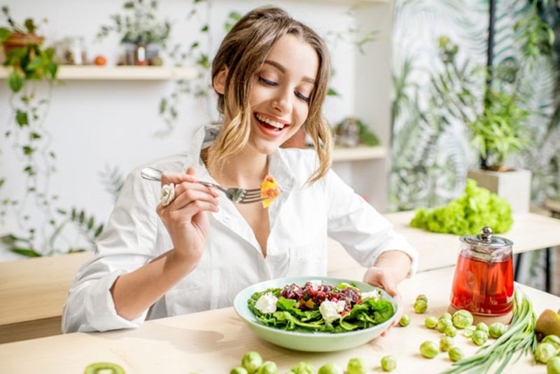 Ăn uống sức khỏe gia đình: Bí quyết xây dựng chế độ dinh dưỡng khoa học mỗi ngày